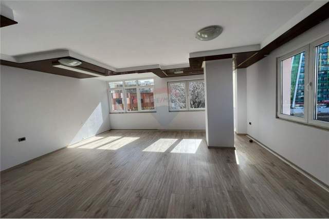 Tirane, jepet me qera apartament 4+1+BLK 151 m² 1.200 Euro (stadiumi aer albania)