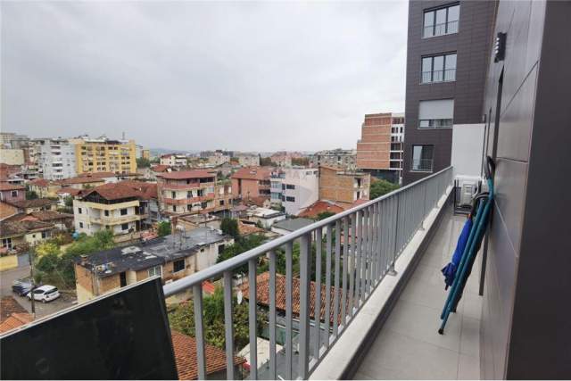 Tirane, shitet apartament 1+1+BLK Kati 5, 52 m² 94.000 Euro (Selvia)