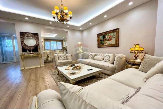 Tirane, jepet me qera apartament 152 m² 2.000 Euro (tirana re)