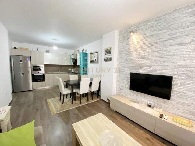 Tirane, shes apartament 2+1 Kati 2, 83 m² 130.000 Euro