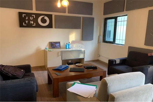Tirane, jepet me qera ambjent biznesi Kati 0, 400 m² 2.400 Euro (21 dhjetori)
