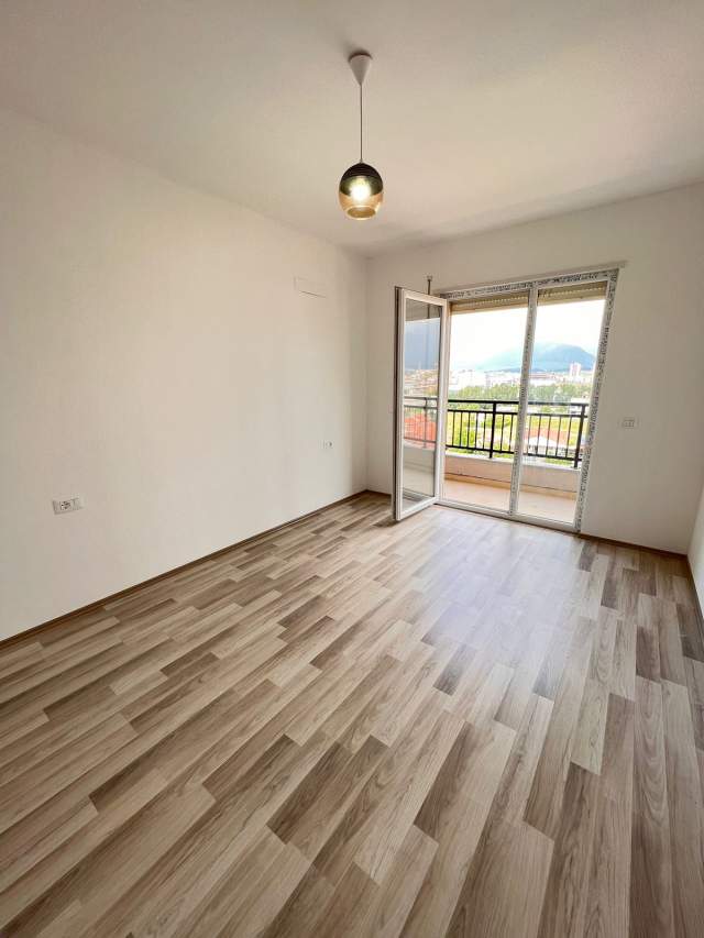 Tirane, jepet me qera apartament 2+1+BLK Kati 6, 110 m² 300 Euro (Teodor Keko)