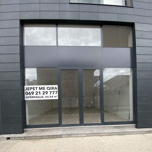 QERA, Dyqan, Ambjenti Bosh,1500 Euro, Rezidenca Future Home.