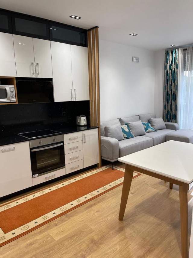 Tirane, jepet me qera apartament 1+1+BLK Kati 2, 650 Euro (TEG)