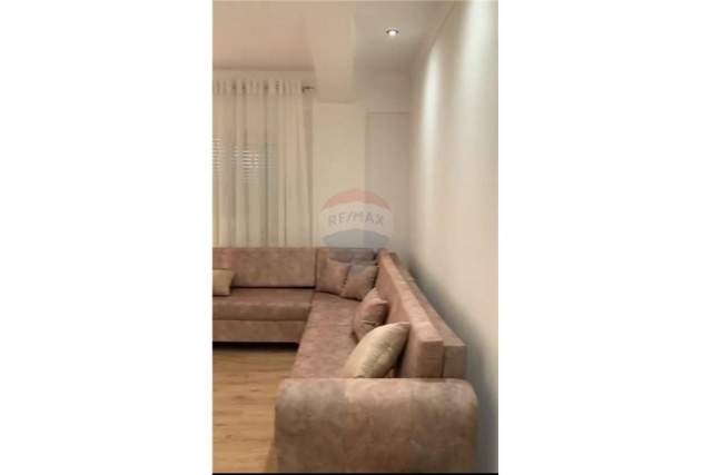 Tirane, jepet me qera apartament Kati 5, 73 m² 350 Euro (Fresk)