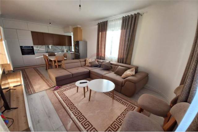 Tirane, jepet me qera apartament 2+1 Kati 2, 110 m² 600 Leke (Astir)