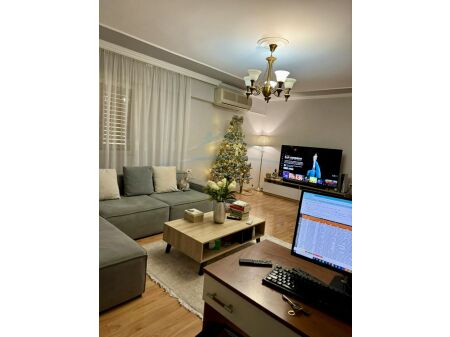 Shitet, Apartament 3+1+2, në Xhamllik, Tiranë. AREA39747