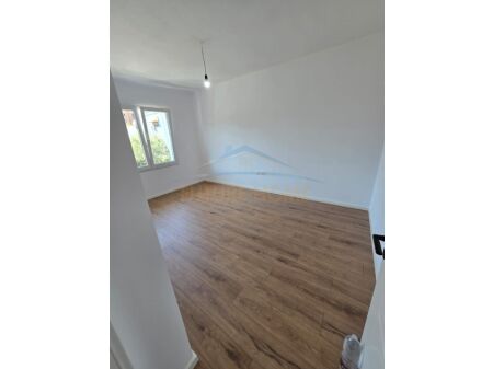 Tirane, shitet apartament 2+1 Kati 3, 73 m² 173.000 € (prane Institutit te Higjenes, rruga e Elbasanit, Tirane AREA42610)