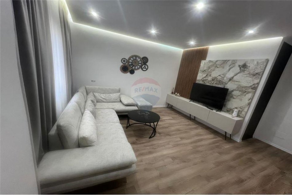 Tirane, jepet me qera apartament 2+1 Kati 3, 80 m² 900 € (Gjon Muzaka - Rruga e Bogdaneve)