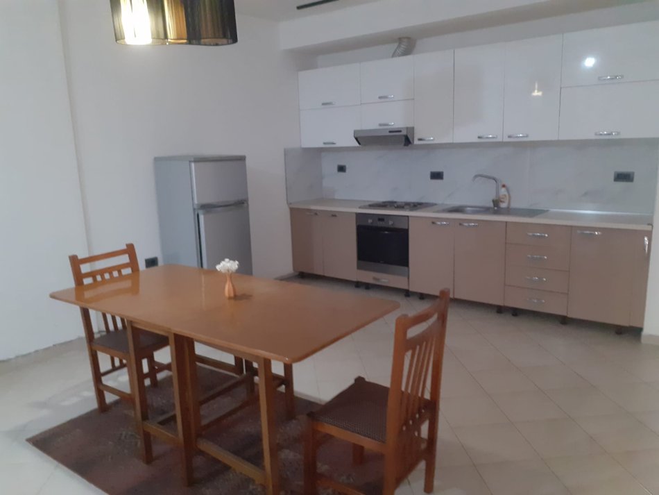 Tirane, shitet apartament 1+1+Ballkon Kati 1, 71 m² 74.500 € (Muhamed Deliu)