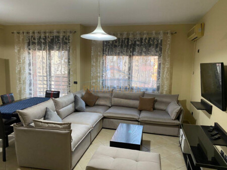 Tirane, jepet me qera apartament 2+1+Ballkon Kati 10, 103 m² 900 € (Qera, Apartament 2+1+2 + Post Parkimi, perballe Prokurorise se Pergjithshme, Rruga Qemal Stafa, Tirane, AREA43387)