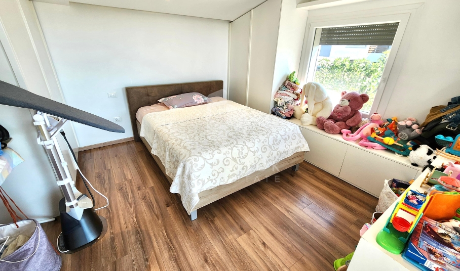 📍Long Hill Residence | Vile Moderne ( 3 Kateshe ) | 6 Dh. Total - Sip. Trualli: 561m2 & Sip. Ndertimi: 322m2 || 1.300.000€ ||