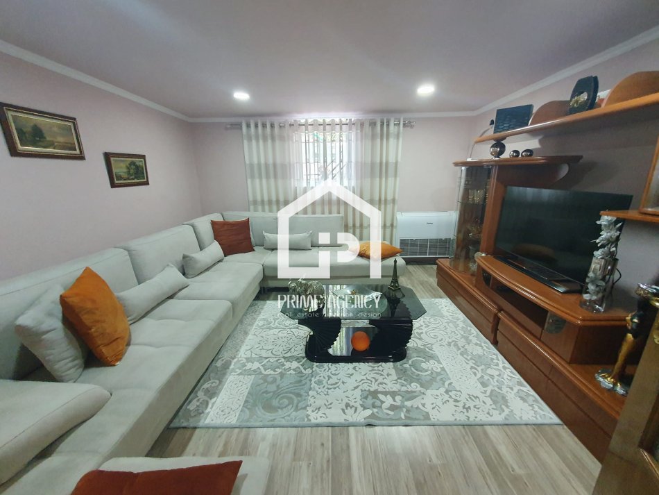 Pogradec, shitet shtepi 2 Katshe Kati 0, 100 m² 115.000 € (POGRADEC)
