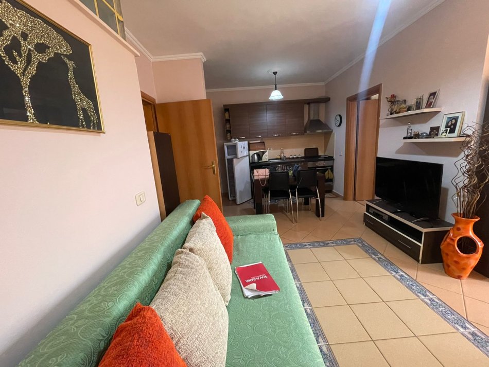 Tirane, shitet apartament 1+1+Ballkon Kati 5, 60 m² 150.000 € (qender)