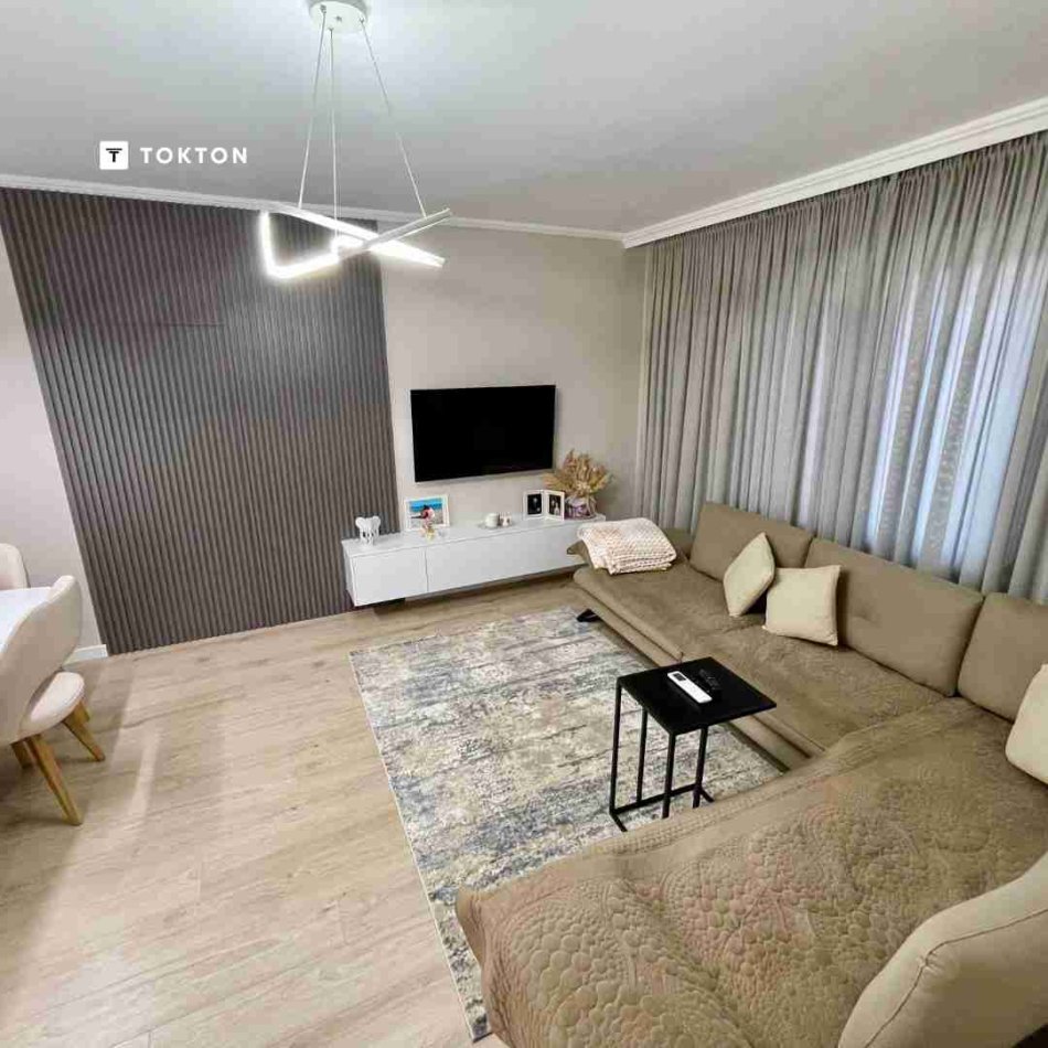 Tirane, shitet apartament 2+1+Ballkon Kati 1, 113 m² 229.000 € (21 Dhjetori)
