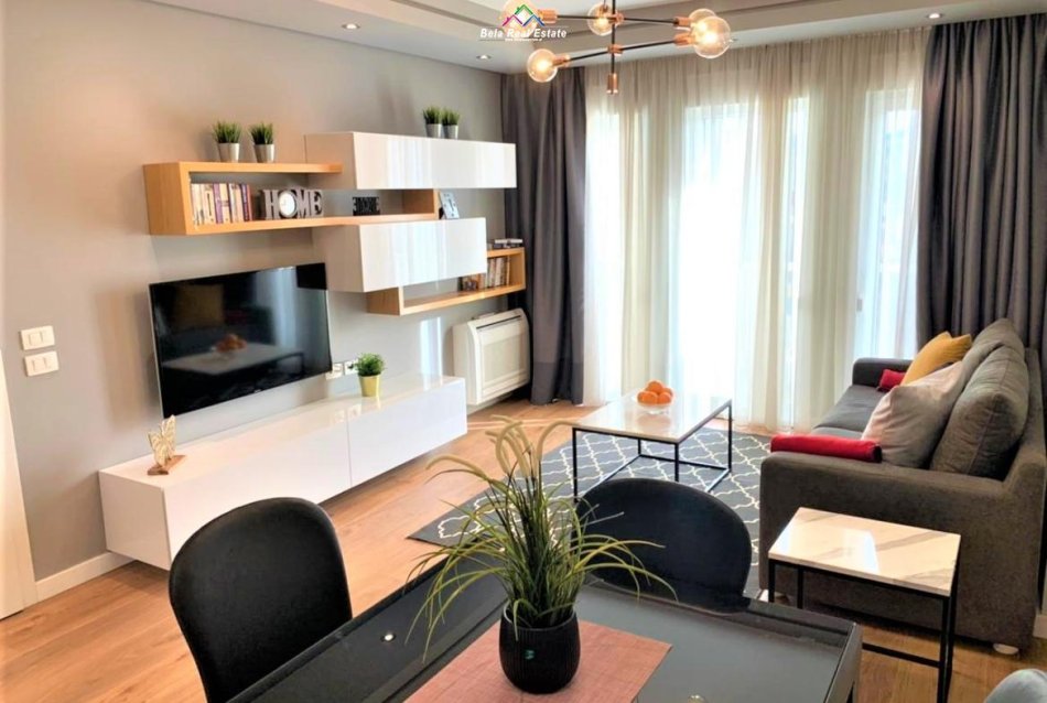 Tirane, jepet me qera apartament 2+1 Kati 4, 95 m² 750 € (21 dhjetori)