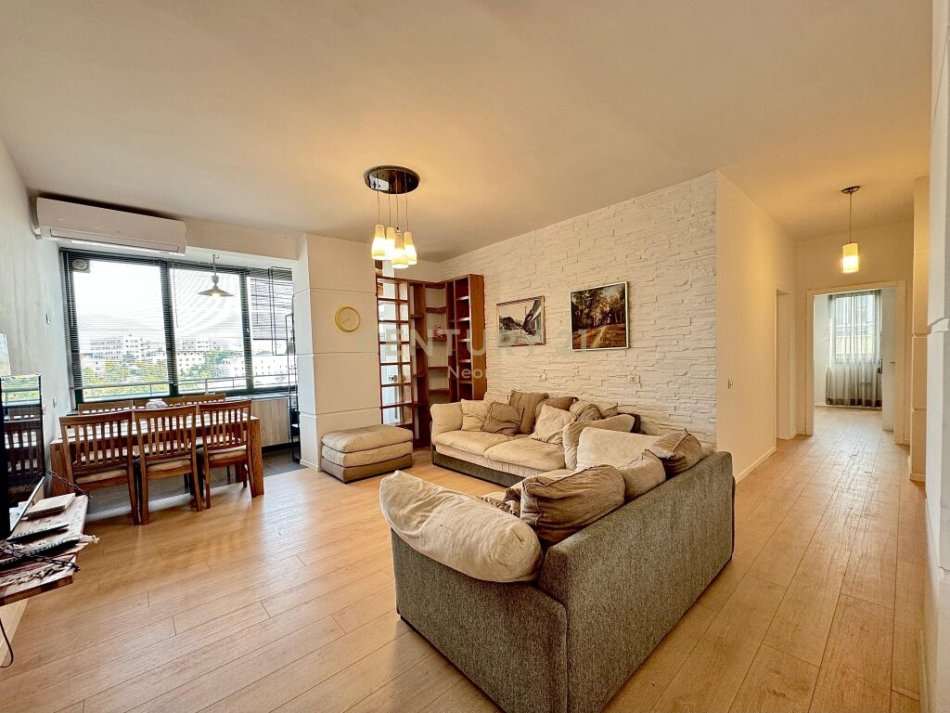 Tirane, shitet apartament 2+1 Kati 6, 100 m² 195.000 € (Rruga e Elbasanit)