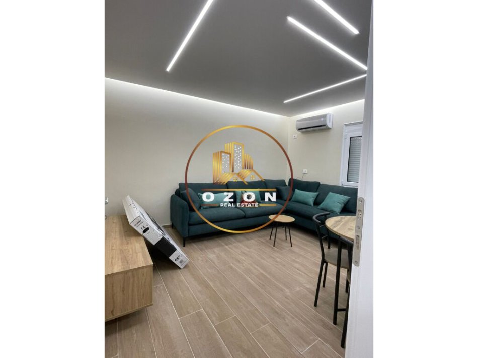 Tirane, jepet me qera apartament 2+1 Kati 4, 90 m² 600 € 