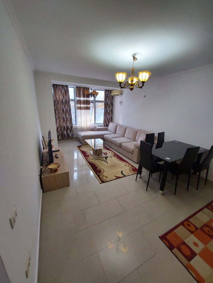 Tirane, shitet apartament 2+1 Kati 2, 75 m² 188.000 € (Rruga e Kavajes)