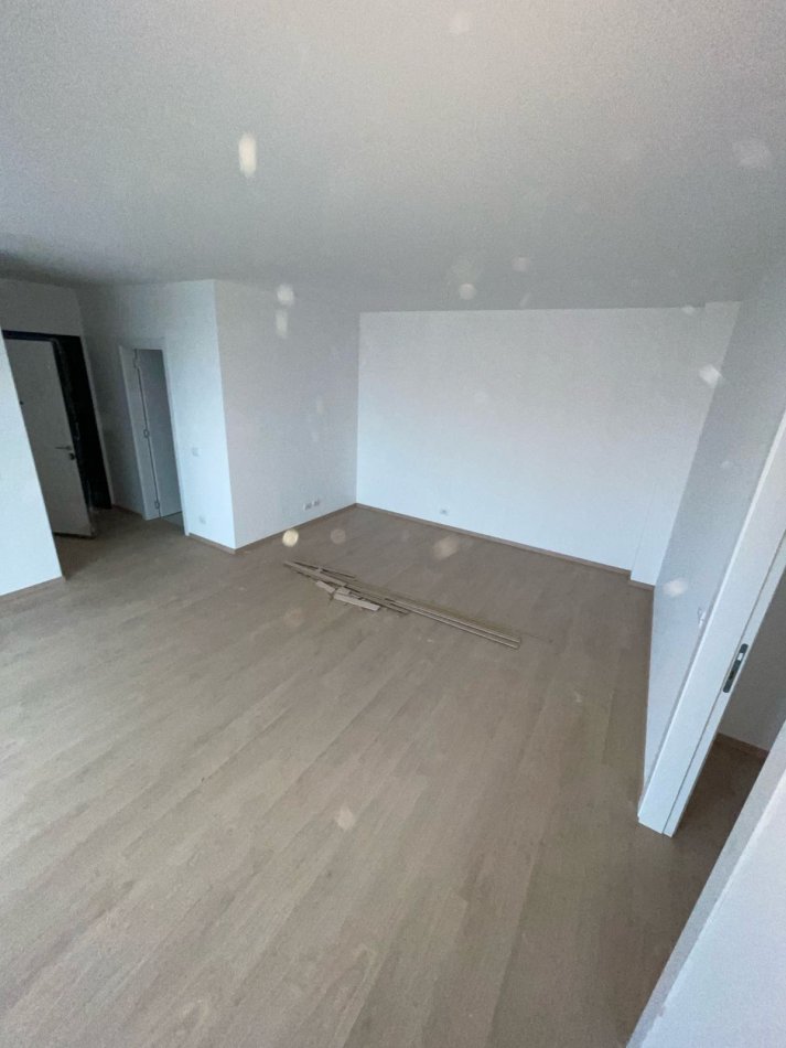 Tirane, shitet apartament 2+1+Ballkon , 117 m² 141.000 € (Rruga Dritan Hoxha)