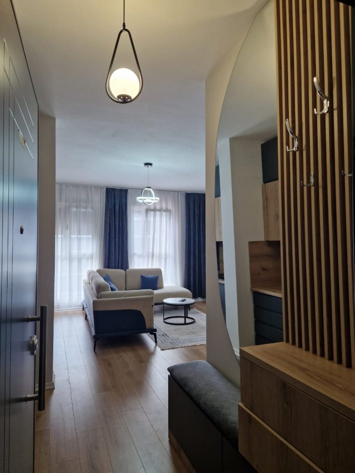 Tirane, jepet me qera apartament 1+1 Kati 4, 70 m² 650 € (Don Bosko)