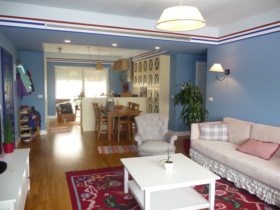 Tirane, jepet me qera 3+1+Ballkon Kati 3, 150 m² 1.500 € (Rezidenca Kodra e Diellit)