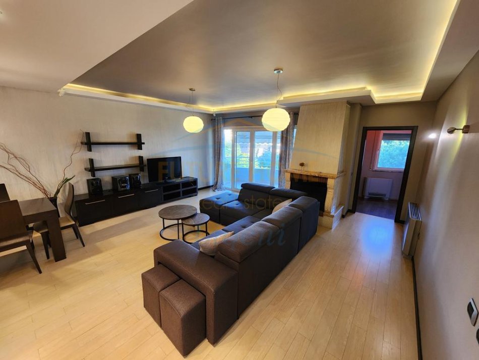 Tirane, jepet me qera apartament Kati 4, 144 m² 850 € (Kodra e Diellit)