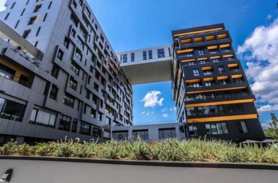 Tirane, shitet apartament 3+1 , 228 m² 630.000 € 