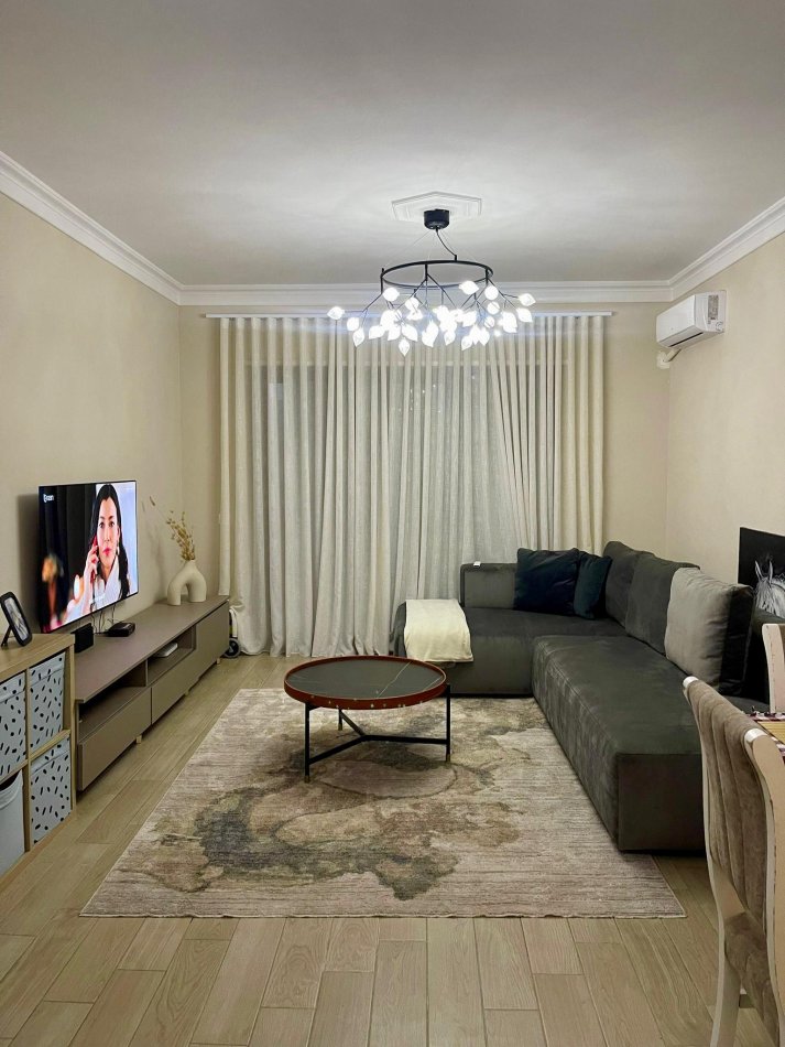 Tirane, shitet apartament 1+1+Ballkon , 75 m² 150.000 € 