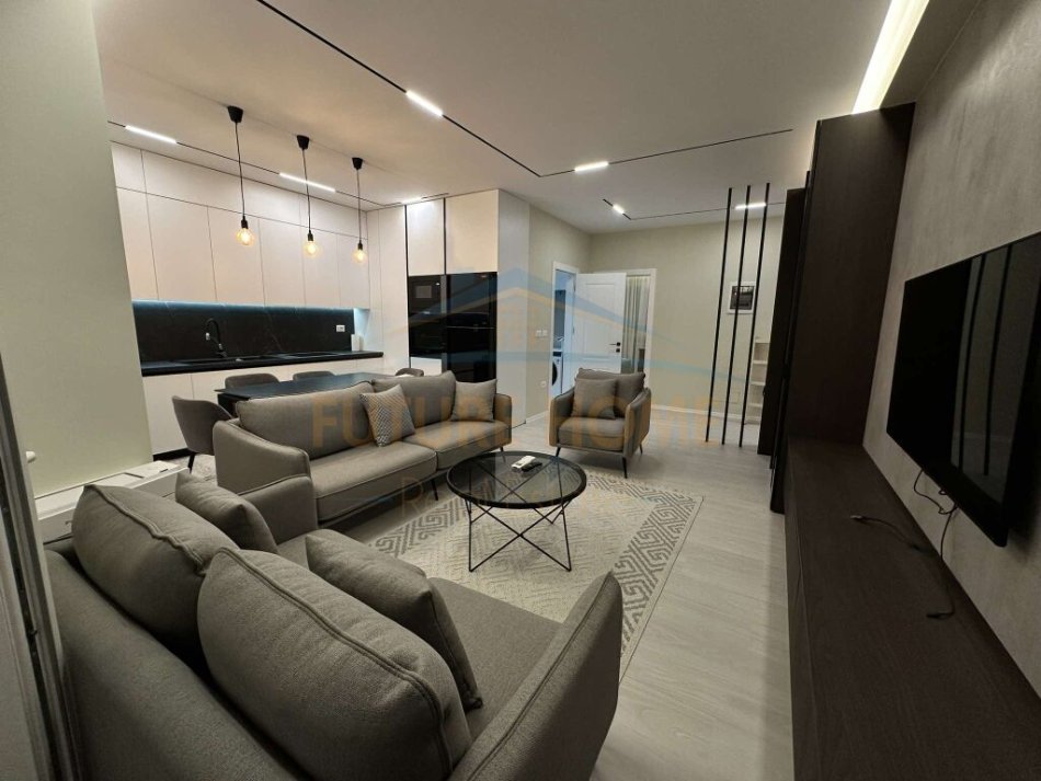 Tirane, jepet me qera apartament 2+1 Kati 2, 104 m² 900 € 