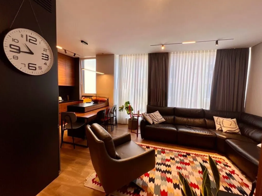 Tirane, shitet apartament 2+1 Kati 5, 100 m² 255.000 € (Bulevardi i Ri)