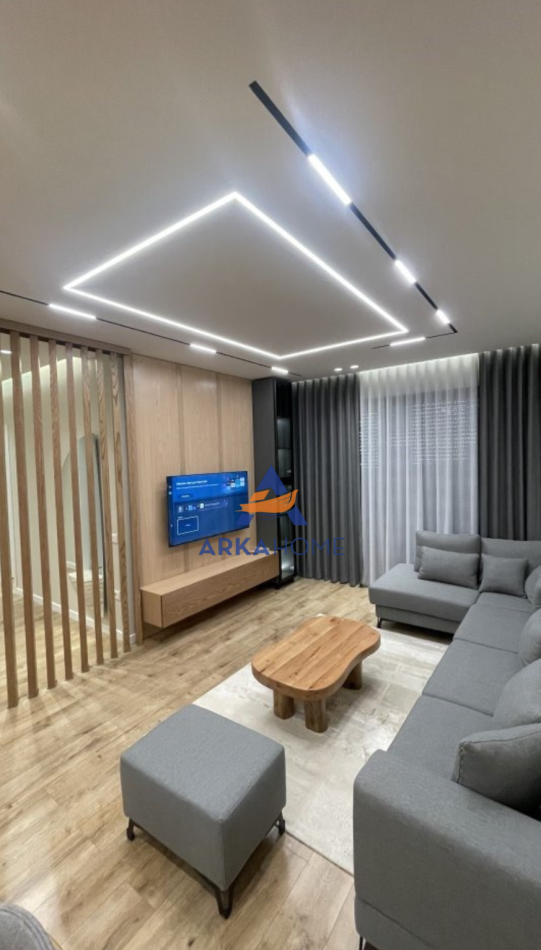 Tirane, jepet me qera apartament 2+1+Ballkon Kati 2, 116 m² 1.700 € (LIQENI I THATE)