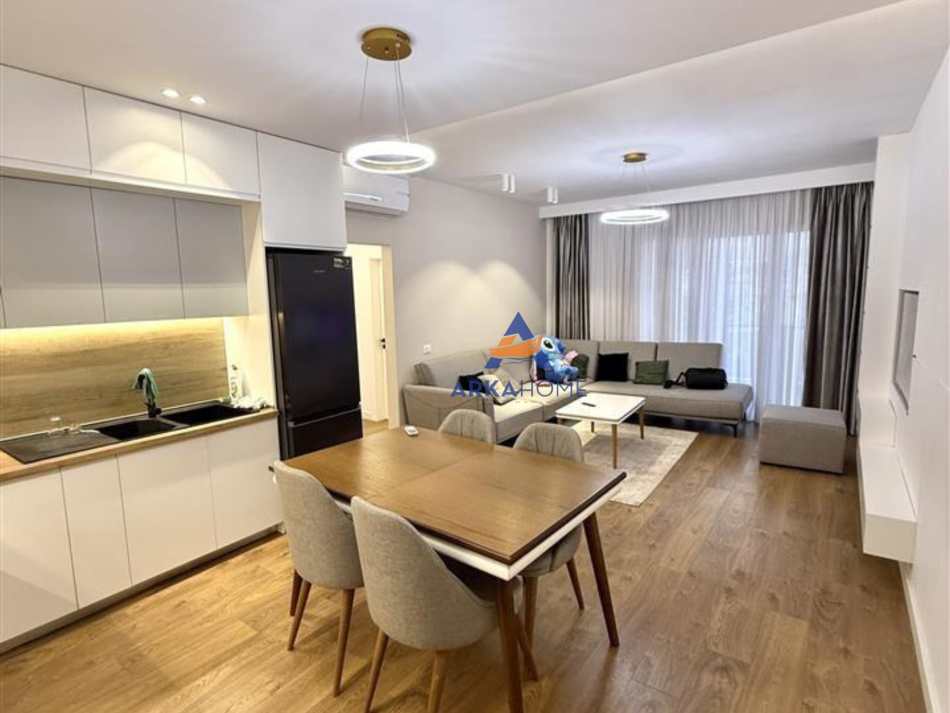 Tirane, jepet me qera apartament 2+1+Ballkon Kati 4, 110 m² 1.000 € (RRUGA ELBASANIT)