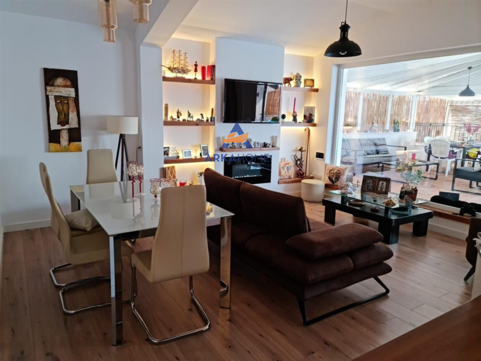 Golem, shitet apartament+verande | Penthouse 3+1+Ballkon Kati 5, 255.000 € (MALI I ROBIT, GOLEM)