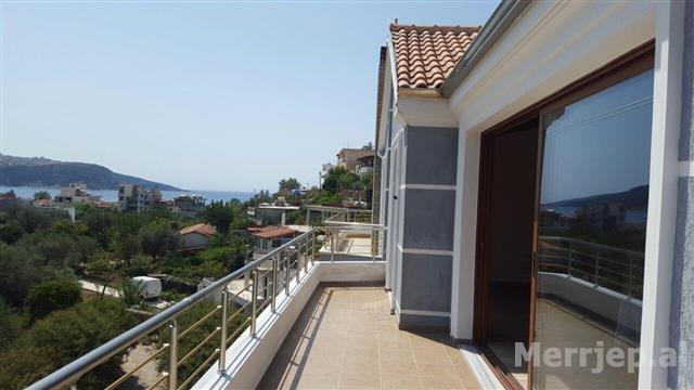 Himare, shes apartament 2+1+BLK Kati 4, 125 m² 125.000 Euro (Himare - Qender)