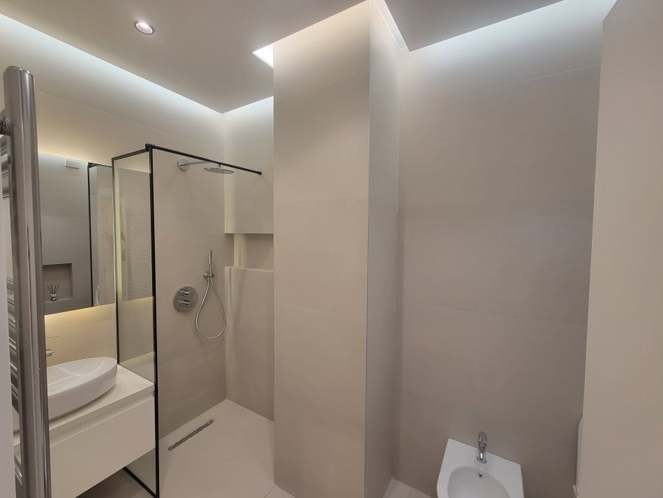 Tirane, shitet apartament 2+1+Ballkon Kati 2, 107 m² 265.000 € (Tefta Tashko)