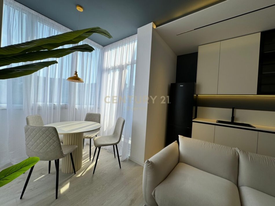 Tirane, shitet apartament Kati 5, 55 m² 160.000 € (Komuna e Parisit)