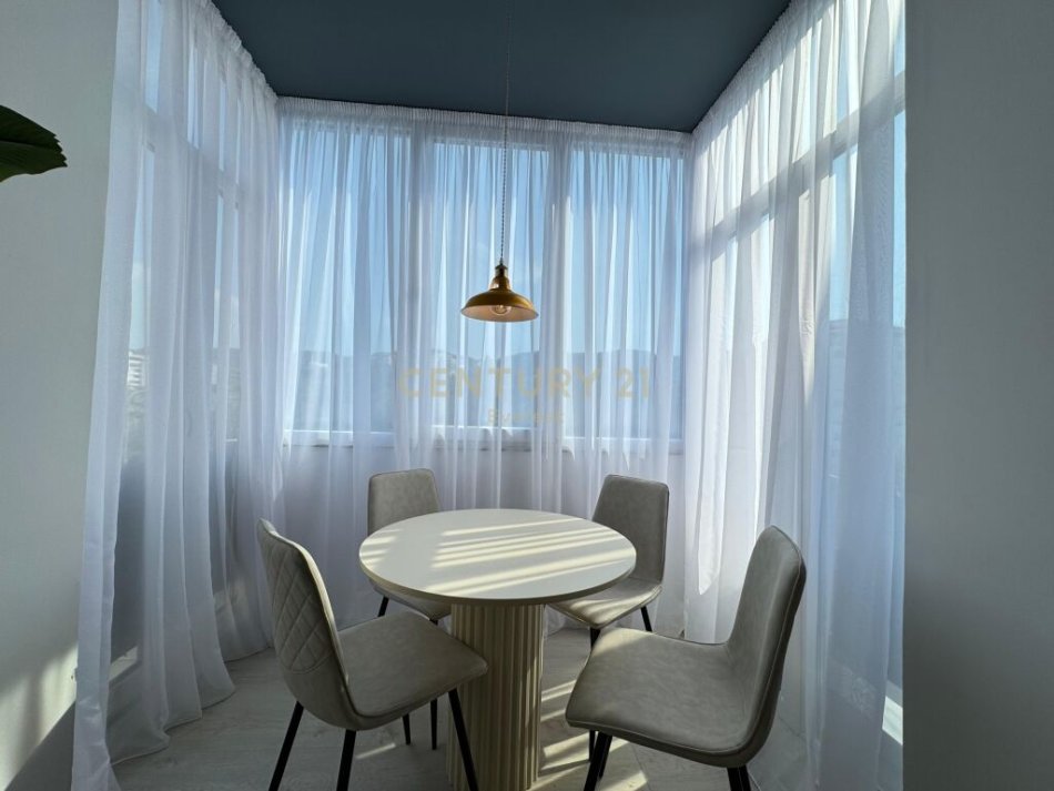 Tirane, shitet apartament Kati 5, 55 m² 160.000 € (Komuna e Parisit)
