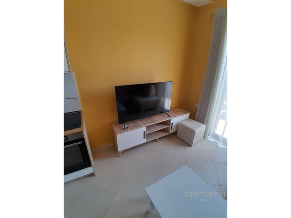 Tirane, jepet me qera apartament 2+1 Kati 7, 104 m² 550 € (Kthesa e Kamzës, Tiranë)