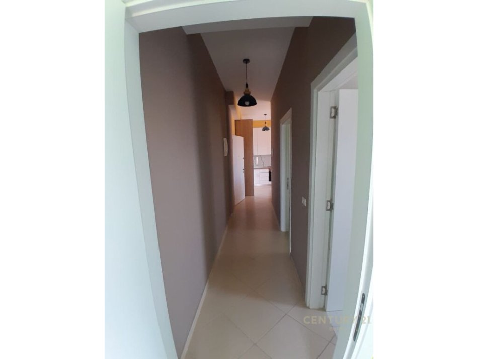 Tirane, jepet me qera apartament 2+1 Kati 7, 104 m² 550 € (Kthesa e Kamzës, Tiranë)