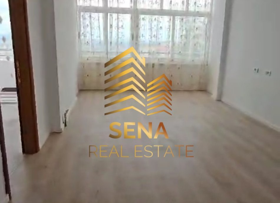 Tirane, shitet apartament 1+1+Ballkon Kati 2, 60 m² 77.000 € (Rruga Sotir Caci, rruga e Dajtit, prane Restorant Qesaraka)