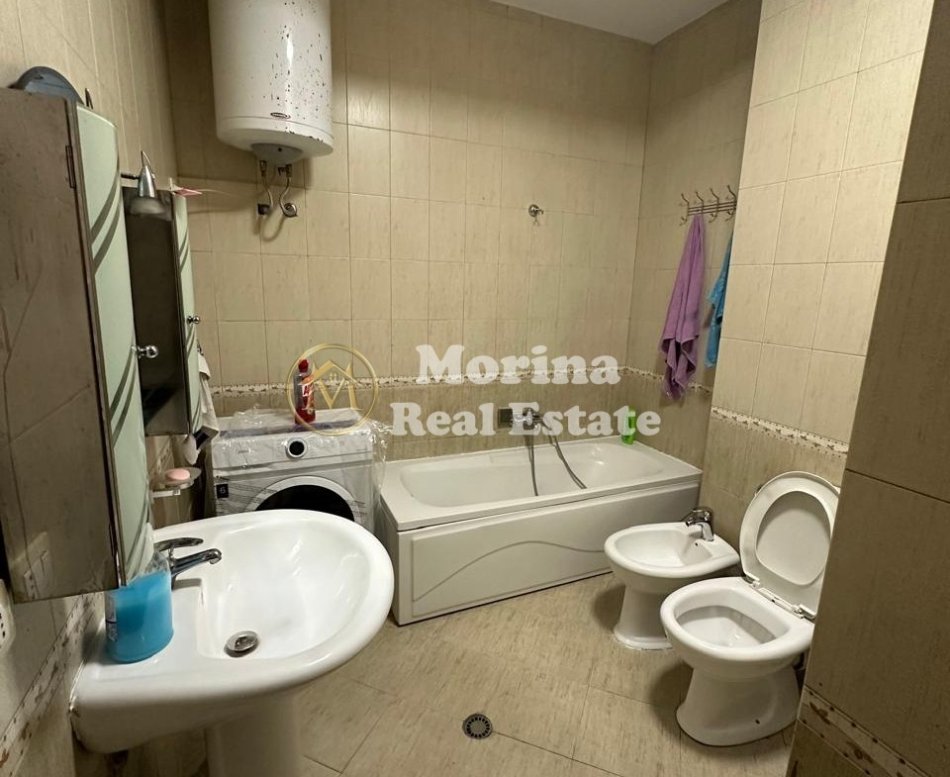 Tirane, jepet me qera apartament 2+1 Kati 1, 120 m² 630 € (Don Bosko)
