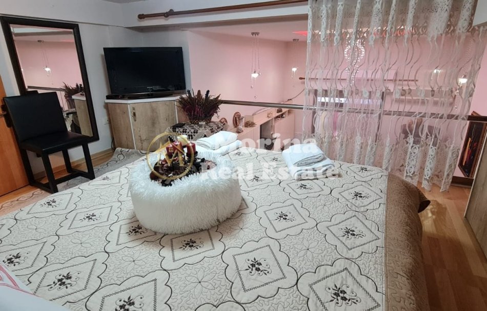 Tirane, jepet me qera apartament duplex 2+1 Kati 1, 85 m² 650 € (Kopshti Zologjik)