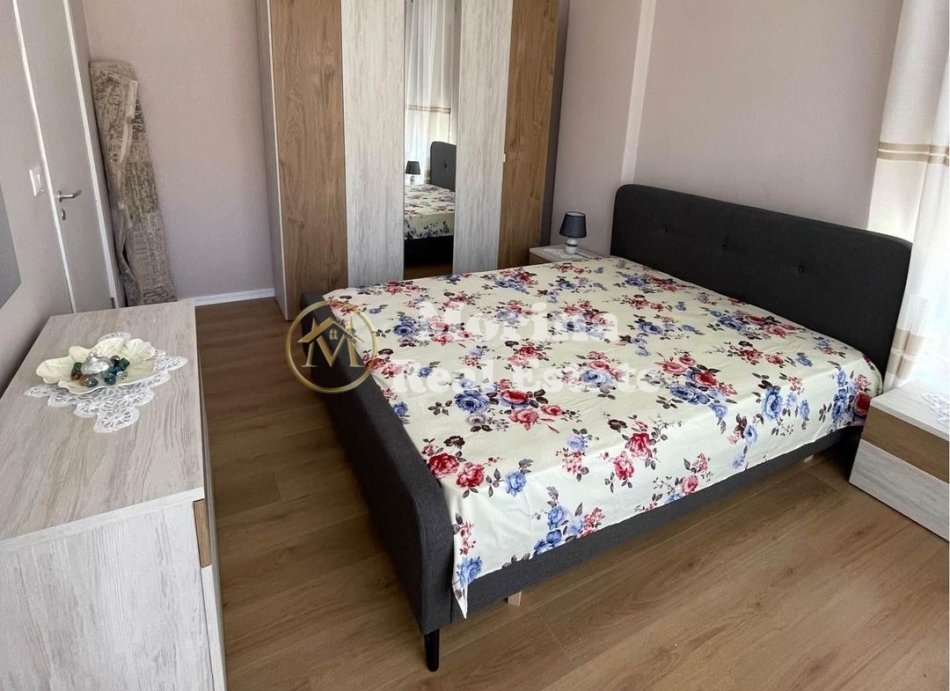 Tirane, jepet me qera apartament 2+1 Kati 8, 92 m² 700 € (Don Bosko)