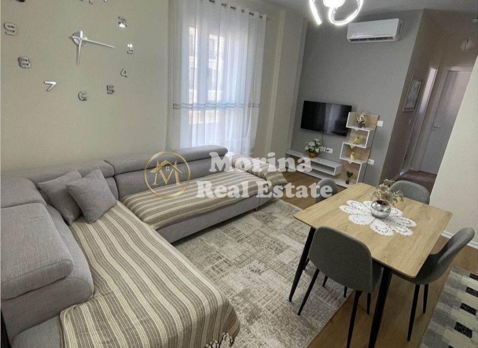 Tirane, jepet me qera apartament 2+1 Kati 8, 92 m² 700 € (Don Bosko)