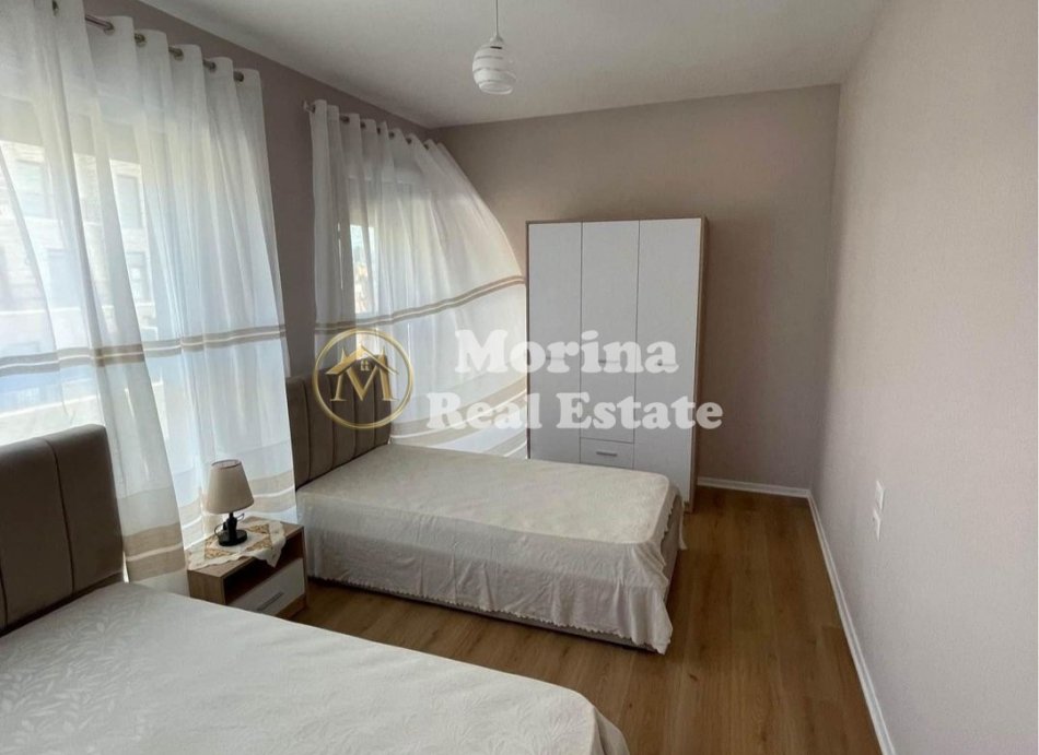 Tirane, jepet me qera apartament 2+1 Kati 8, 92 m² 700 € (Don Bosko)