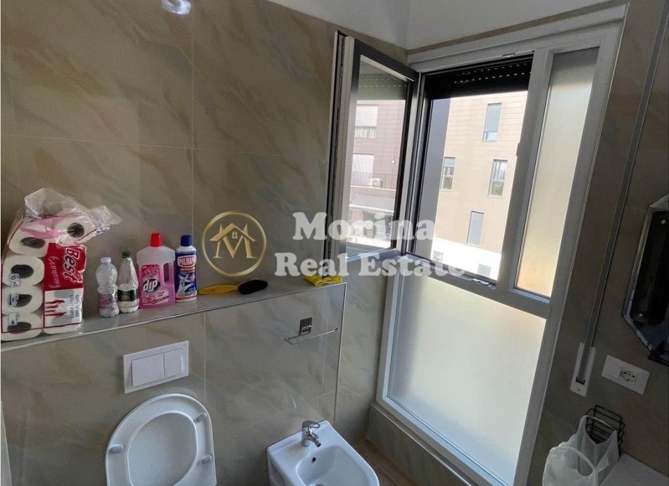 Tirane, jepet me qera apartament 2+1 Kati 8, 92 m² 700 € (Don Bosko)