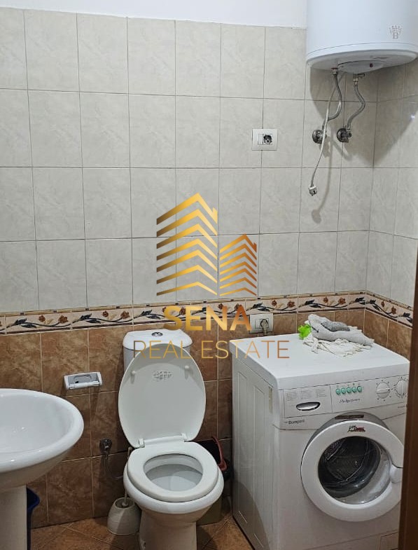 Tirane, jepet me qera apartament 2+1 Kati 3, 100 m² 600 € (Rruga Qemal Stafa)