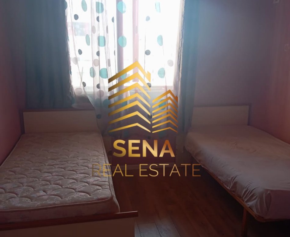 Tirane, shitet apartament 2+1+Ballkon Kati 7, 118 m² 120.000 € (Rruga Loni Ligori)
