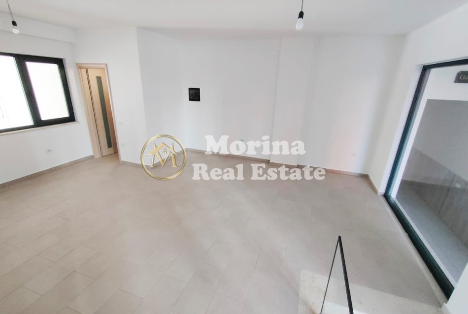 Tirane, jepet me qera zyre Kati 0, 45 m² 350 € (Green City/Fusha Aviacionit)